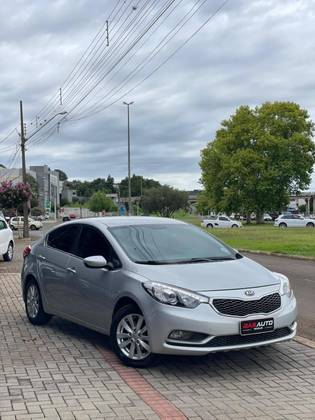 KIA CERATO 1.6 SX 16V FLEX 4P AUTOMÁTICO KIA CERATO 1.6 SX 16V FLEX 4P AUTOMÁTICO